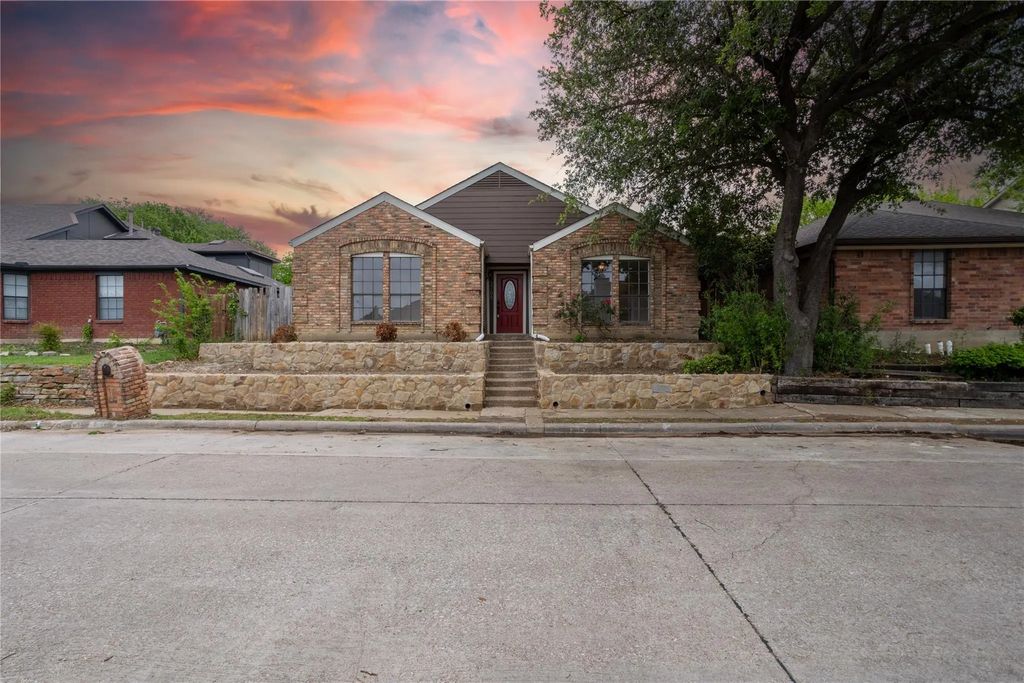 2708 Dali Drive, Dallas