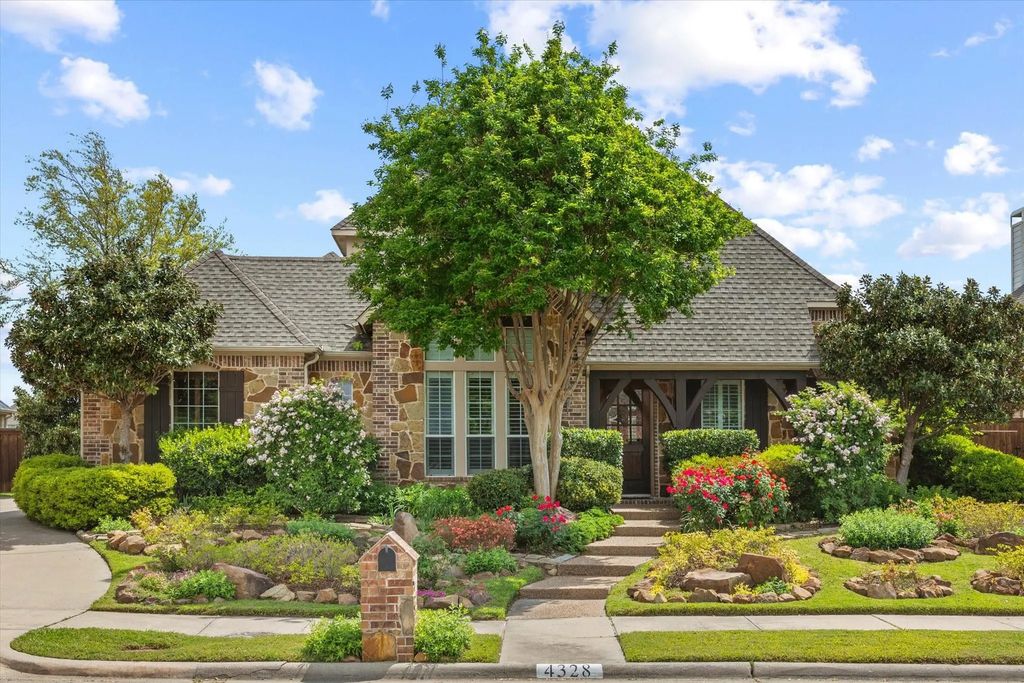 4328 Fairway Drive, Carrollton