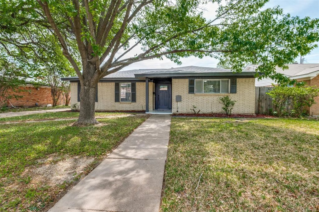 2106 Benjamin Road, Irving