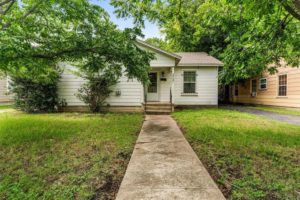3721 Sanger Avenue, Waco