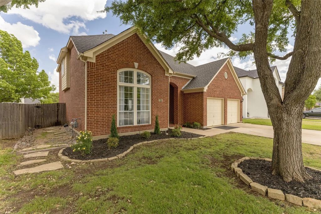 6409 Windwood Court, Fort Worth