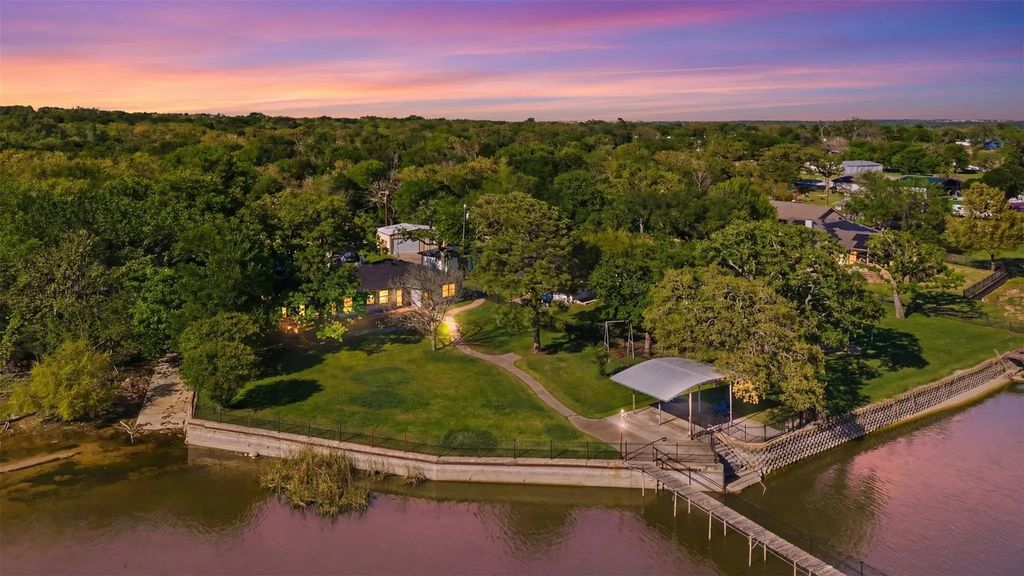 10203 Liberty School Road, Azle