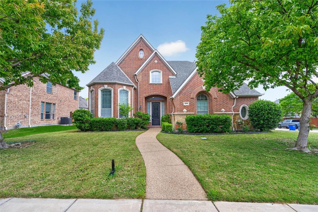 4209 Crestview Lane, Mansfield