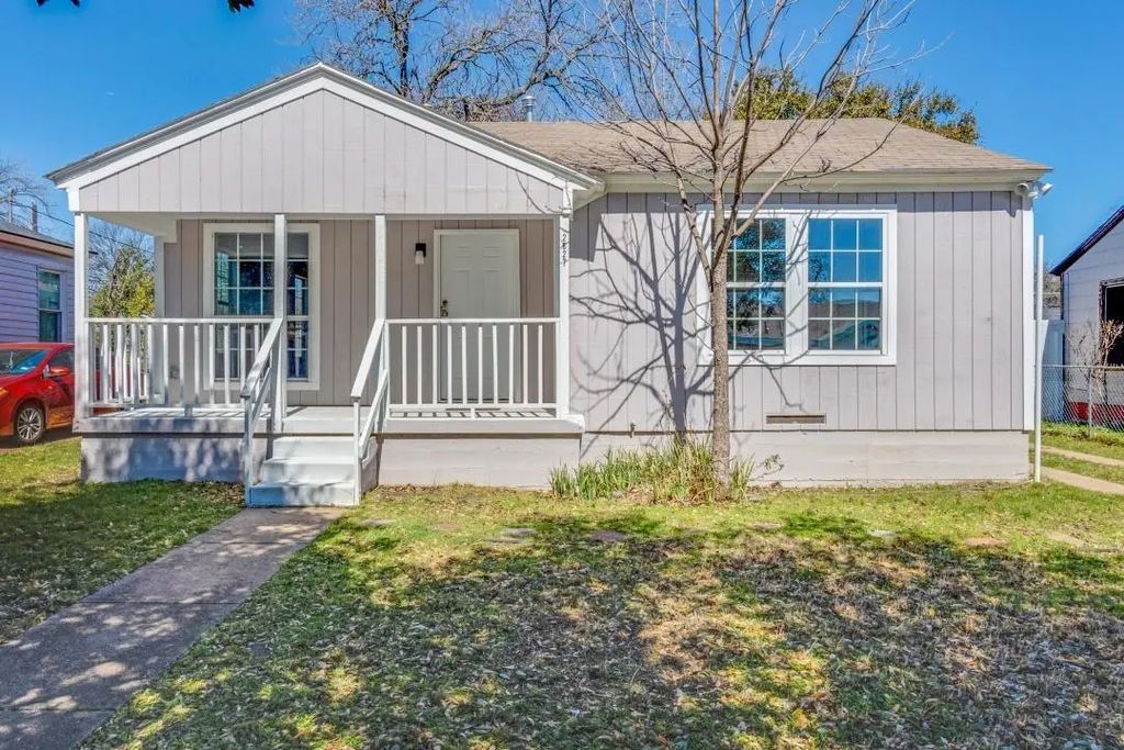 2627 Sharon Street, Dallas