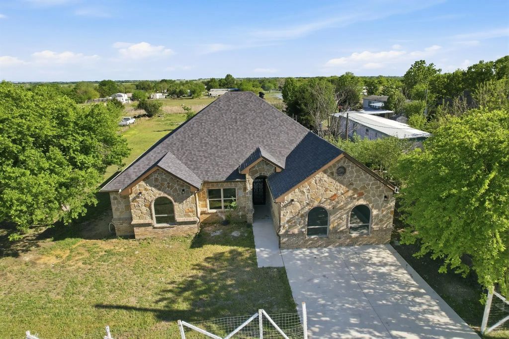 8532 Reese Road, Alvarado
