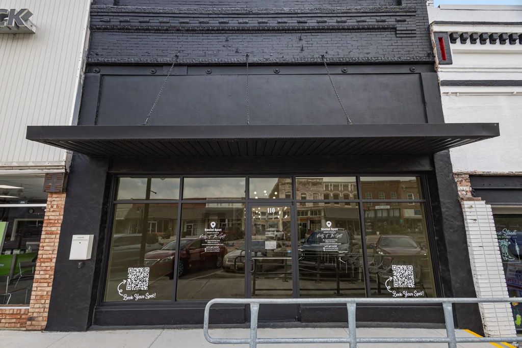 110 E Main Street, Whitesboro