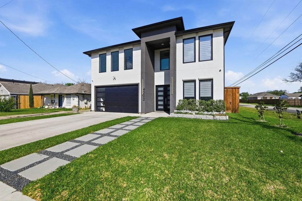 4002 Furey Street, Dallas