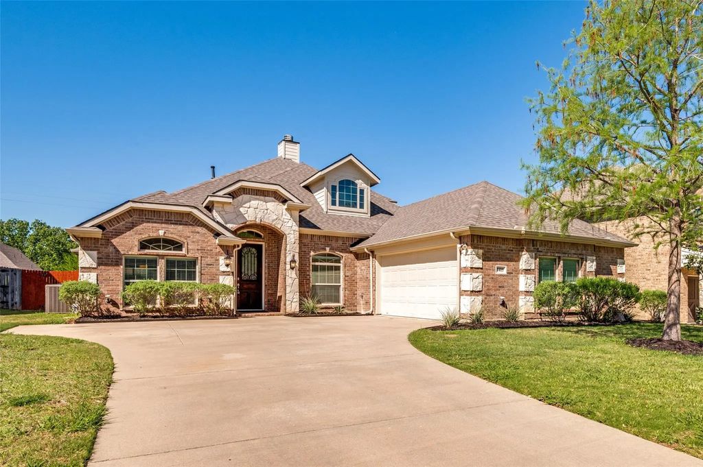 1415 Genesis Drive, Mansfield