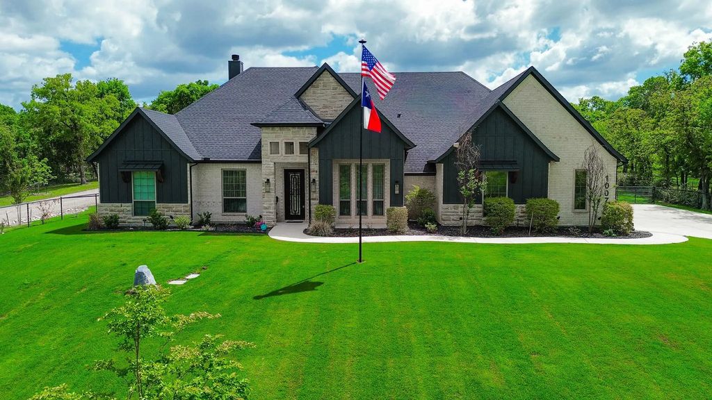1007 Glenoaks Drive, Weatherford