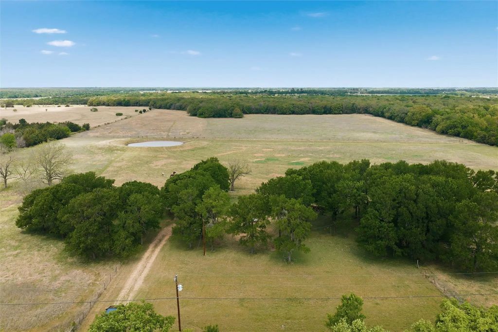 552 W White Oak Road, Ross
