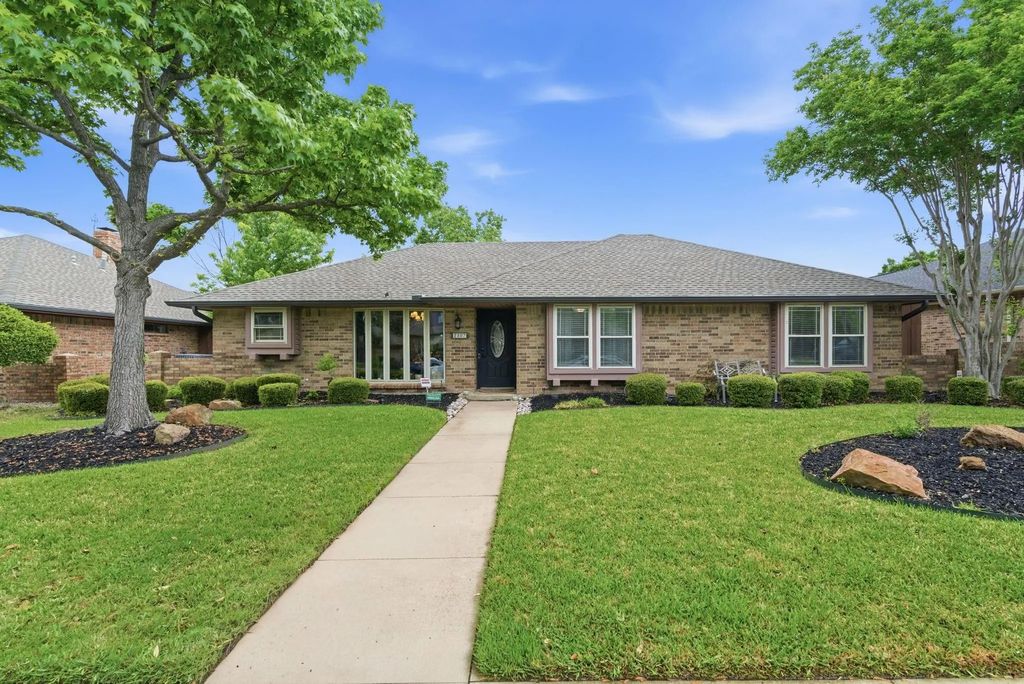 2307 Castle Rock Road, Carrollton