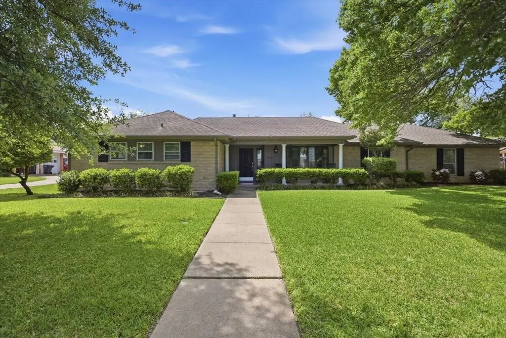 4321 Selkirk Drive W, Fort Worth