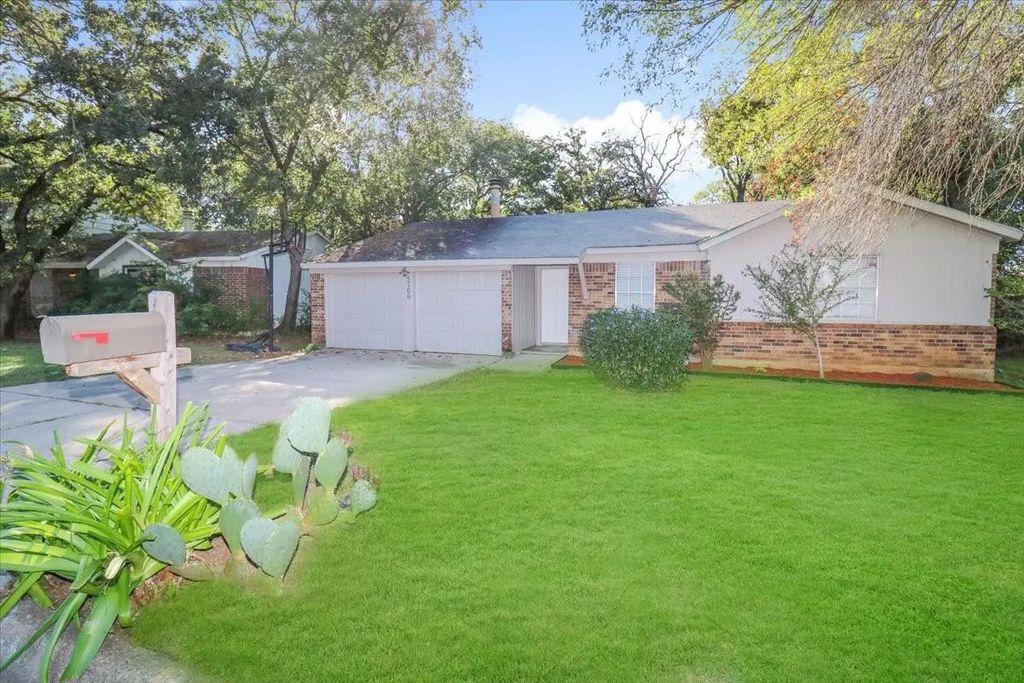 5706 Guildwood Drive, Arlington