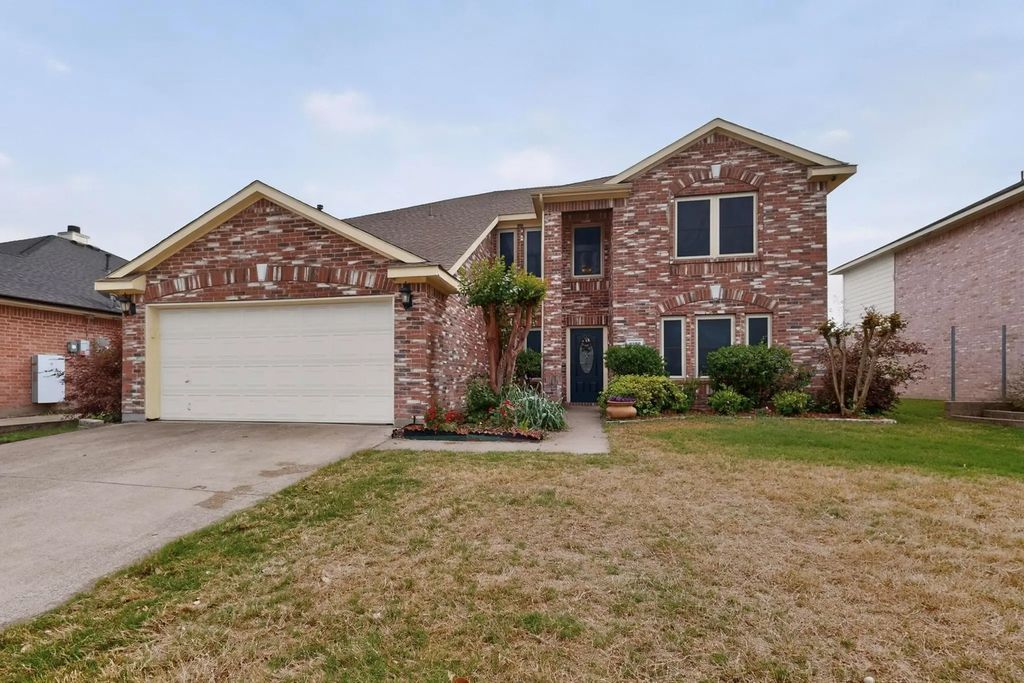 7200 Lake Whitney Drive, Arlington
