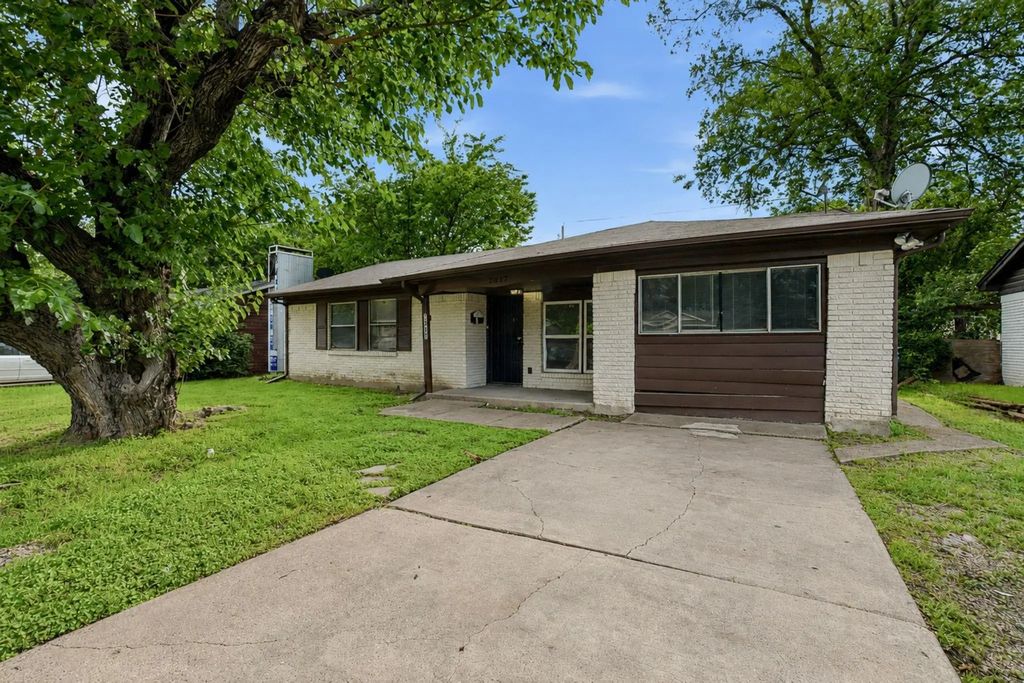 7917 Woodshire Drive, Dallas