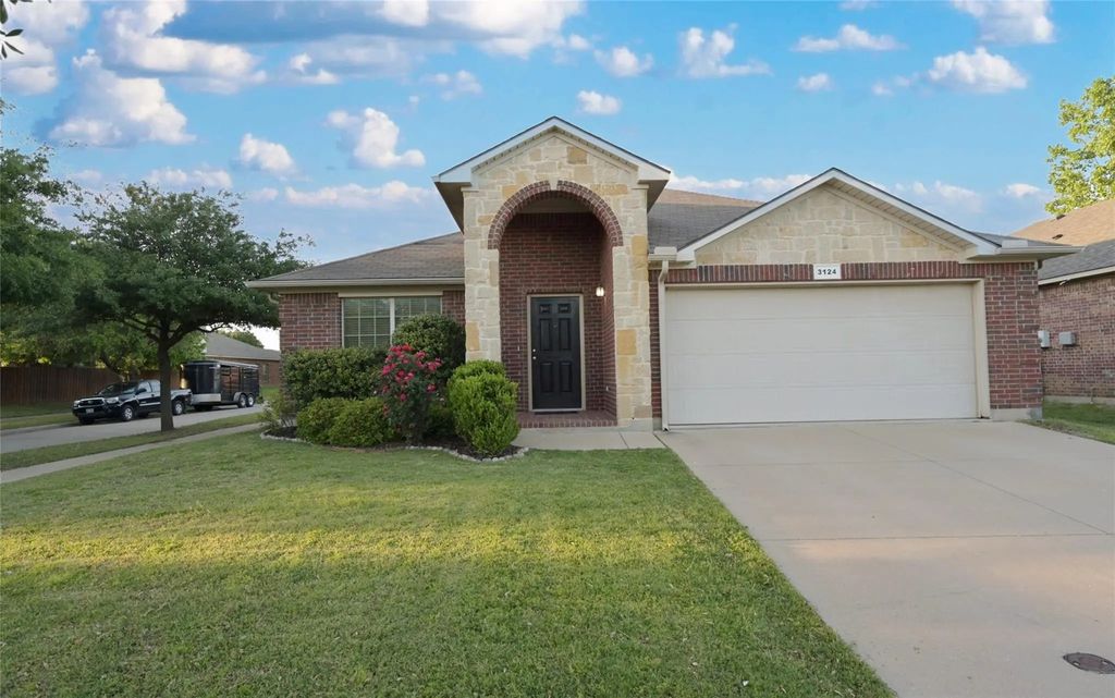 3124 Stonecrop Trail, Denton