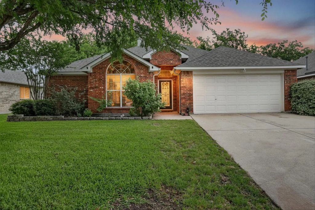 924 Chestnut Lane, Saginaw