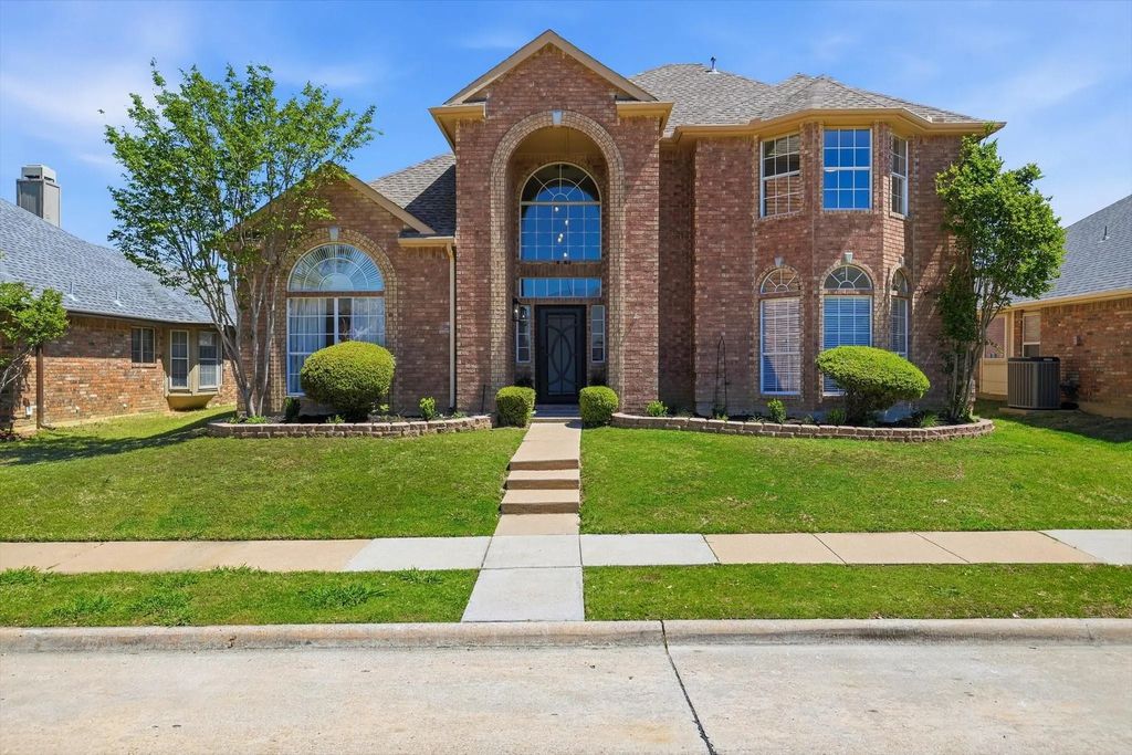 5028 Lake Vista Drive, The Colony