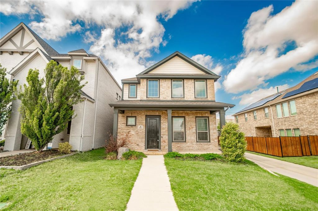 892 Deer Run Road, Flower Mound