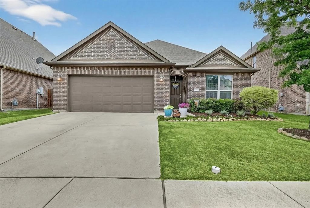 15405 Elm Bluff Way, Fort Worth