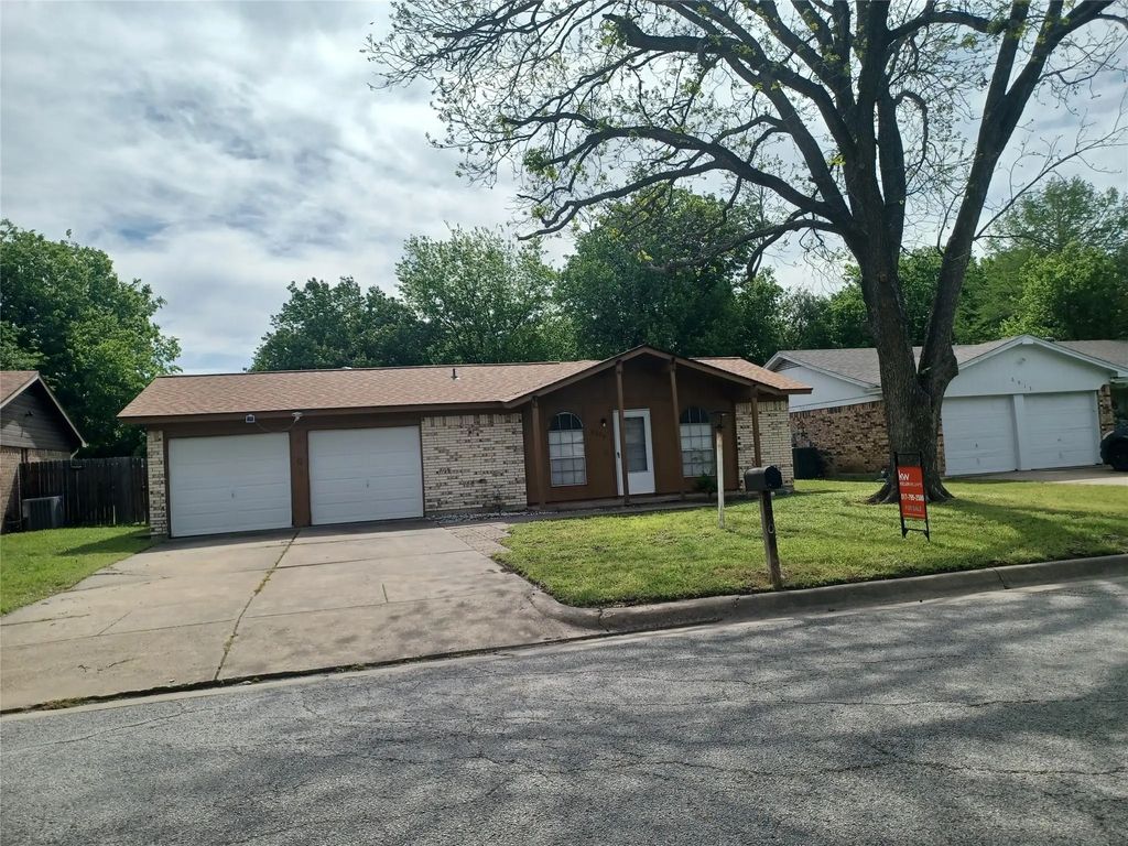 6909 Maryhill Road, Forest Hill