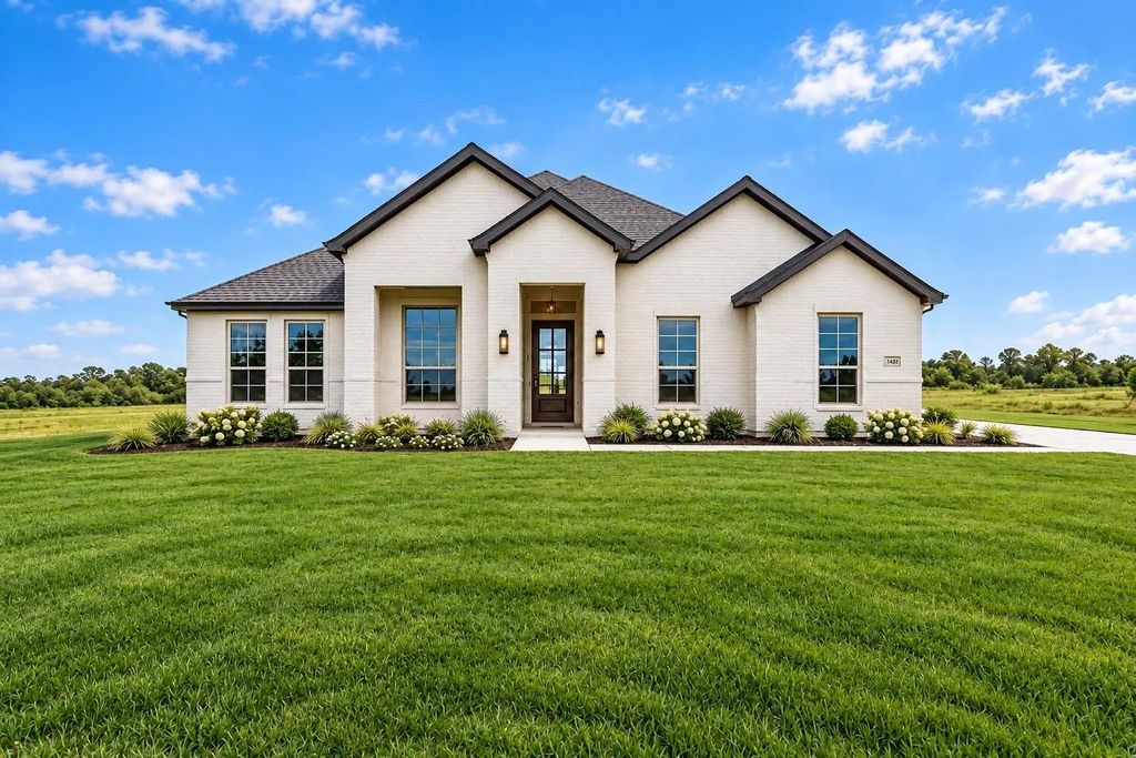 504 Clifton Court, Springtown