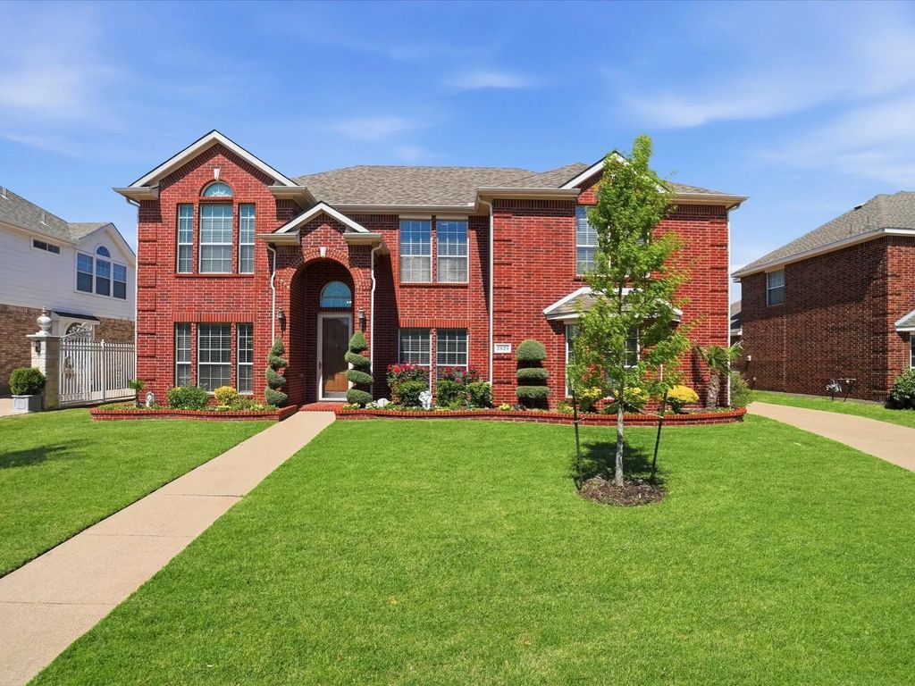 2824 Gillespie Lane, Grand Prairie