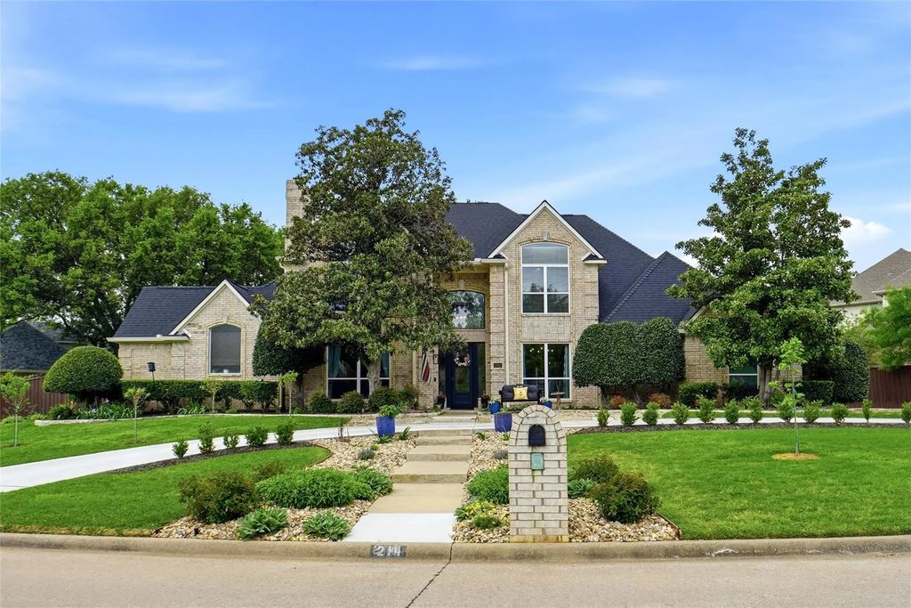 214 Timber Lake Way, Southlake