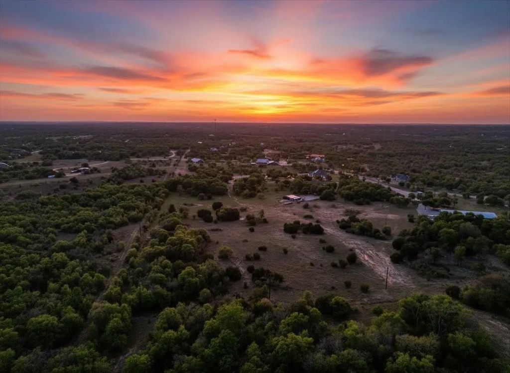 1016 Spring Ranch Drive, Weatherford