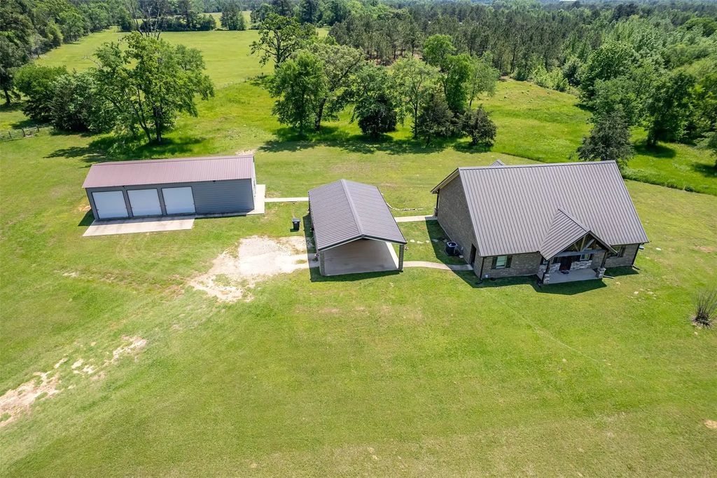 13043 W County Road 4182, Henderson