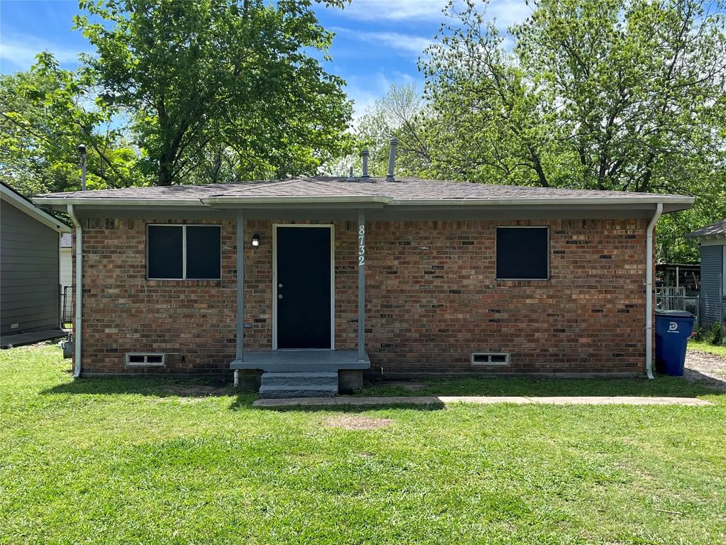 8732 Slay Street, Dallas