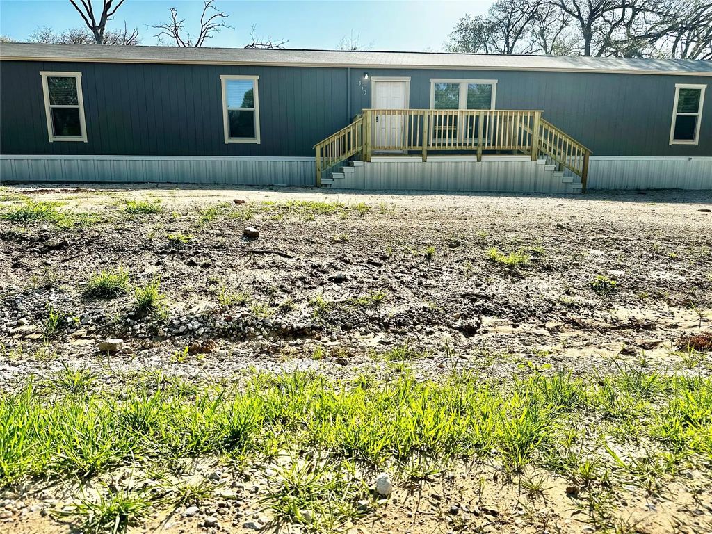 353 Conastoga Road, Valley View