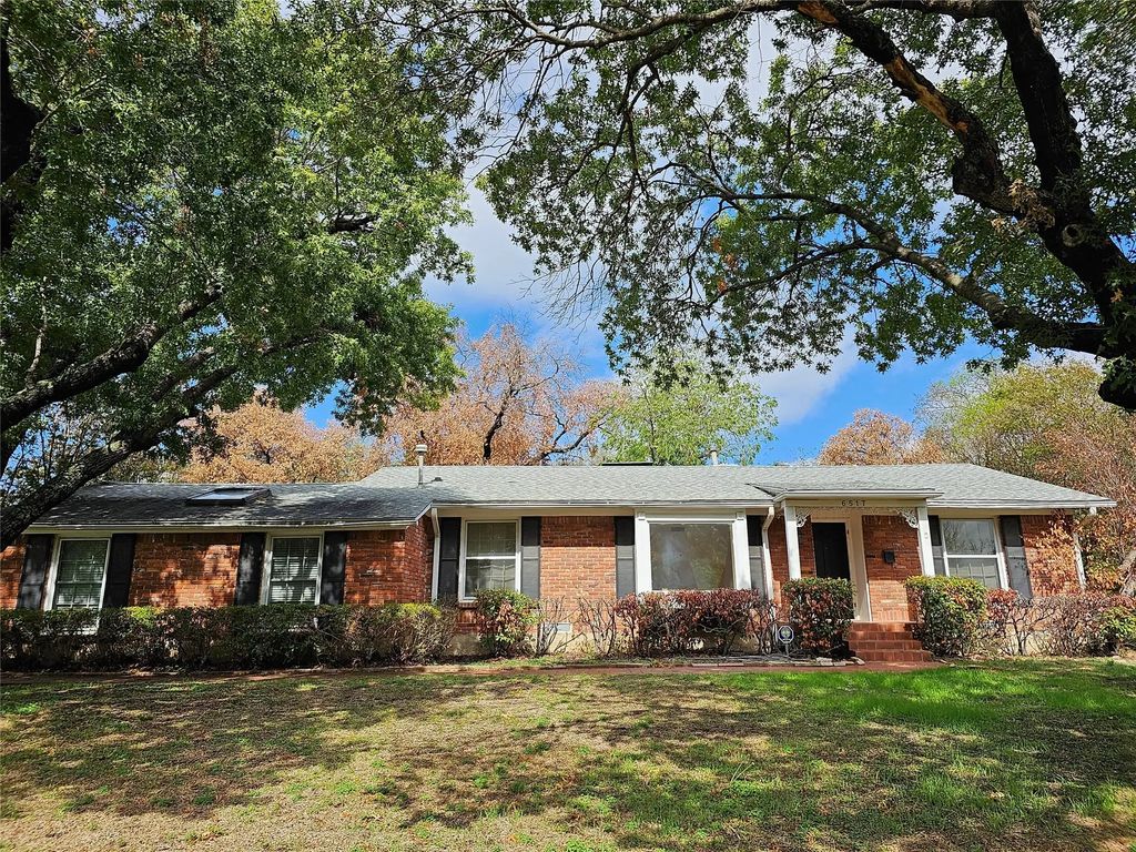 6517 Happy Lane, Dallas