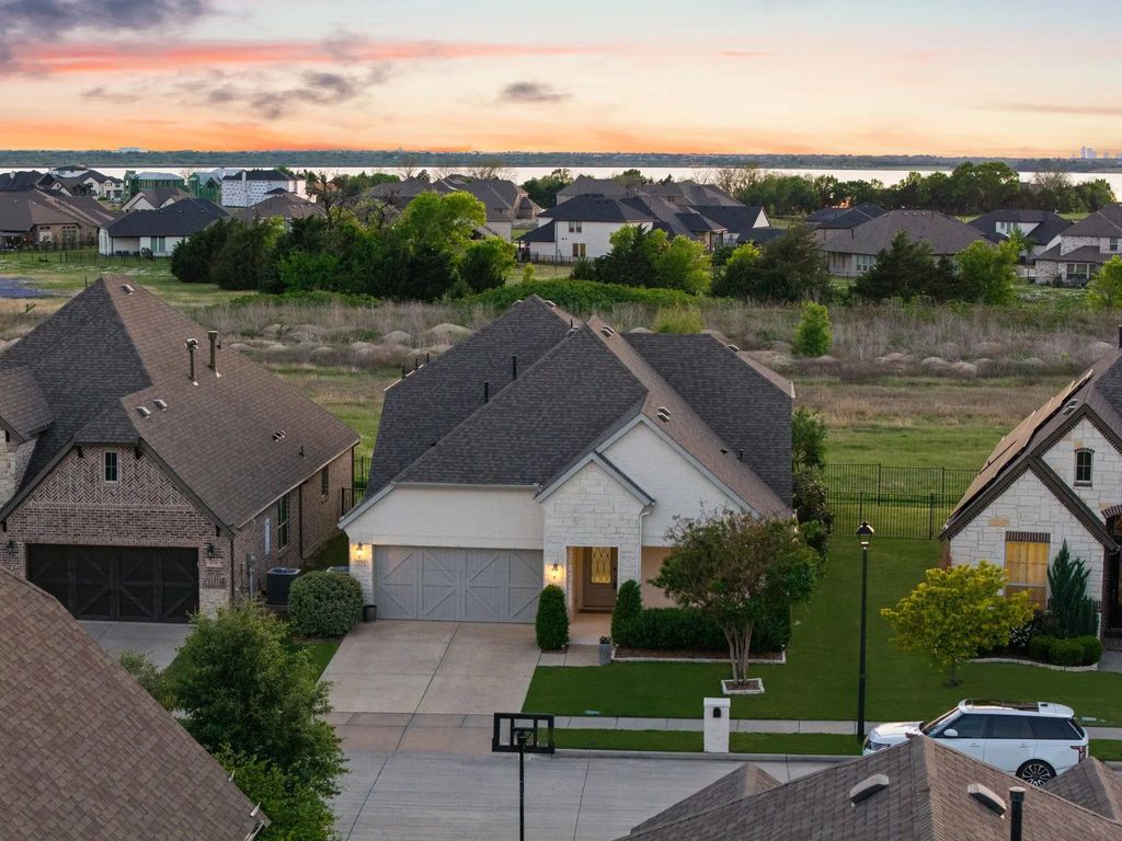 824 Promise Drive, Heath