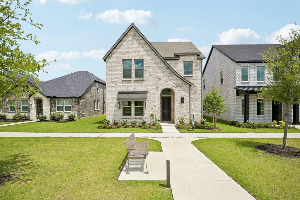 1229 Beebalm Mews, Celina