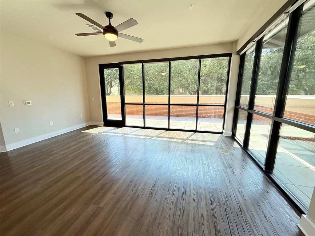 3255 Carlisle Street 1525, Dallas