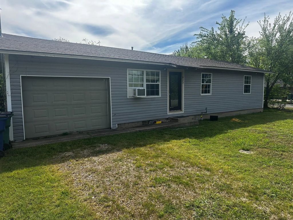 623 Grayson Street, Pottsboro