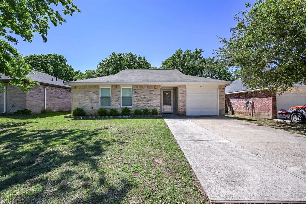 3900 Avalon Avenue, Irving