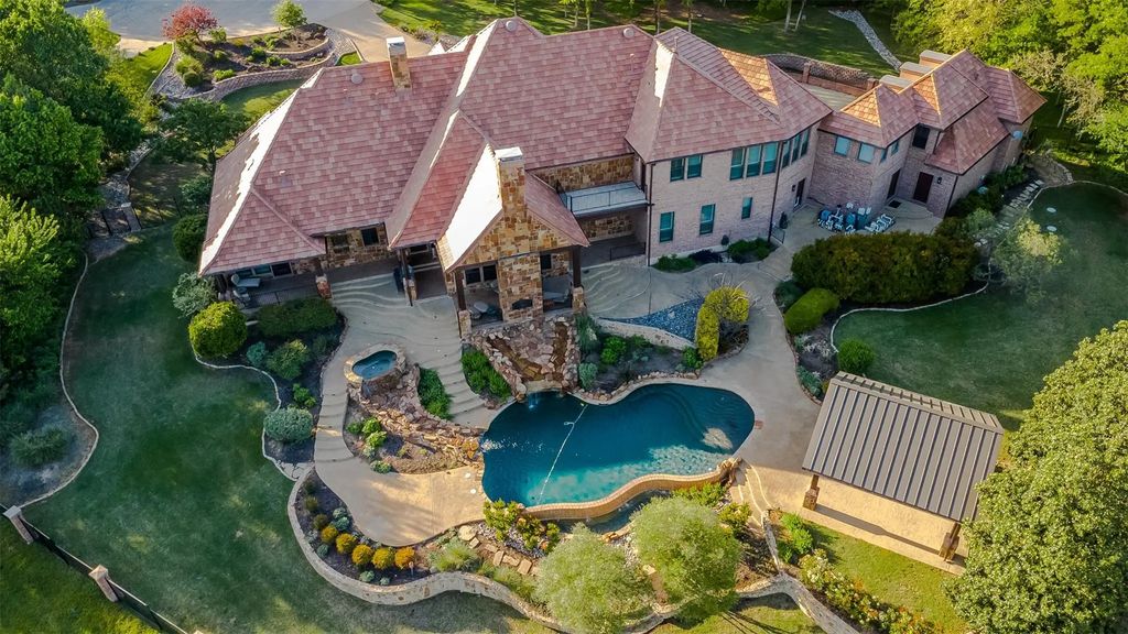 5600 Southern Hills Court, Flower Mound