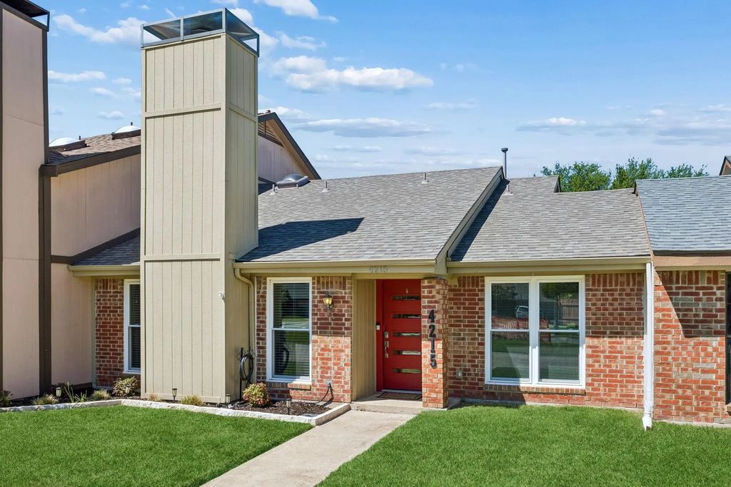 4215 John Court, Flower Mound