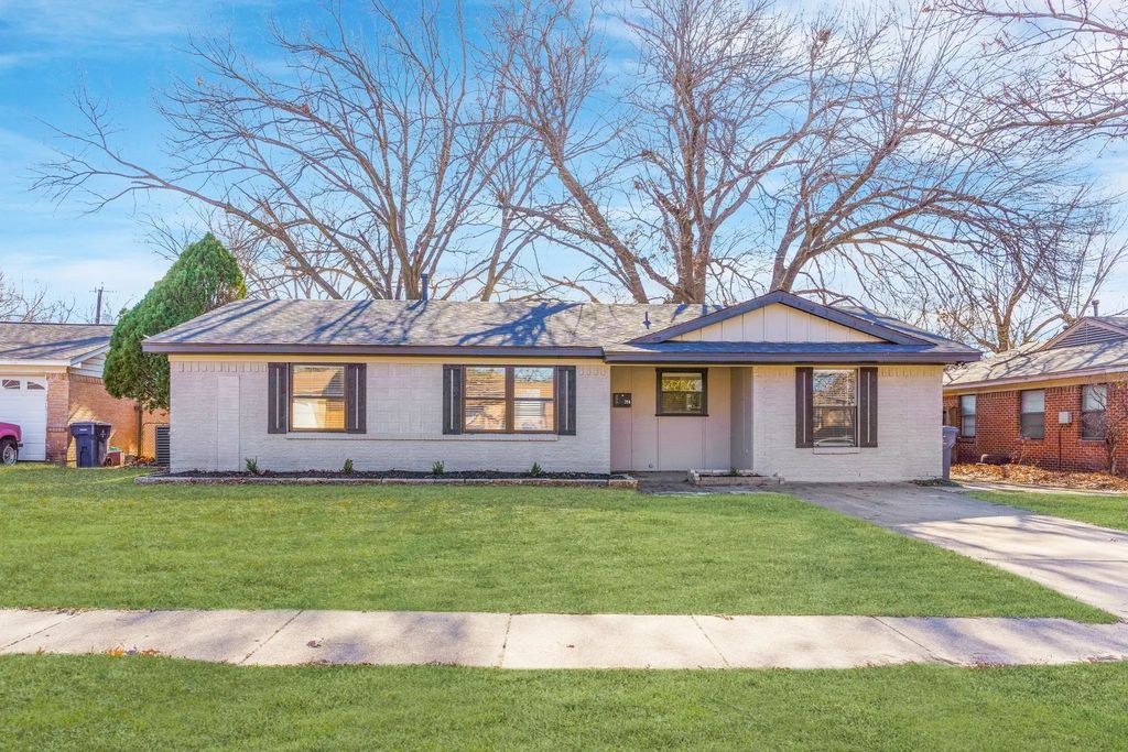 714 Pleasant Valley Road, Garland