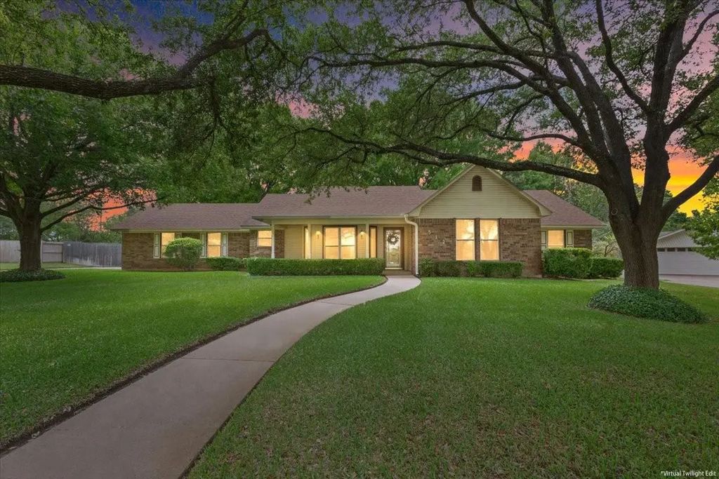 512 Dal Paso Drive, Robinson