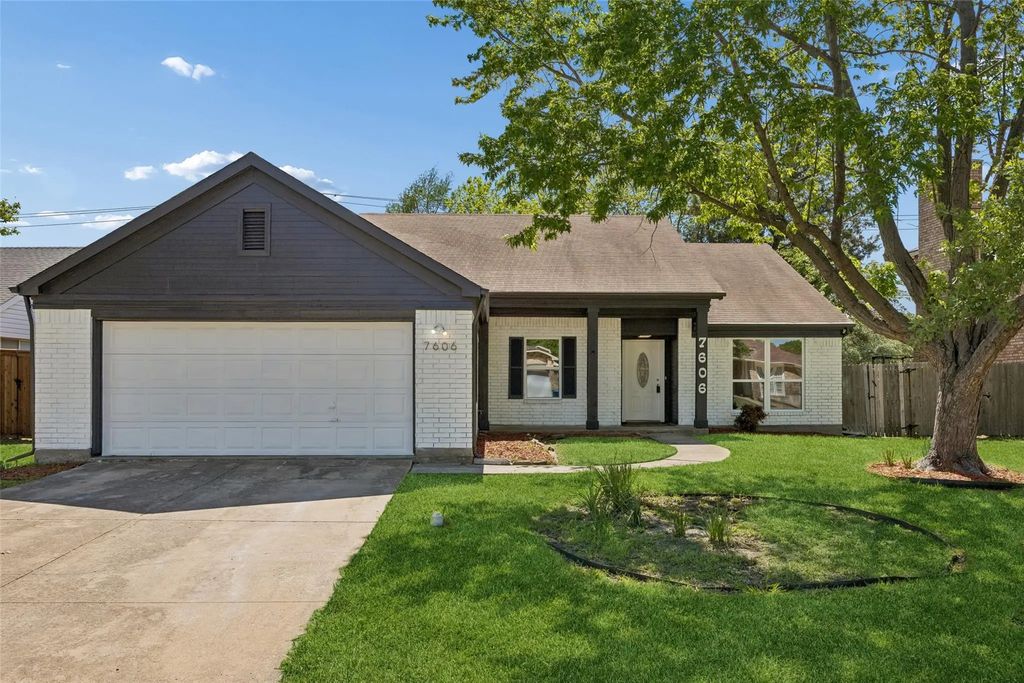 7606 Clairmont Avenue, Rowlett