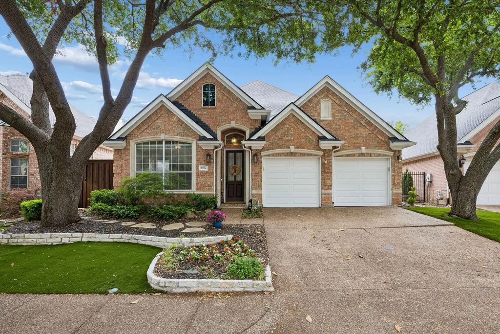 3824 Park Place, Addison