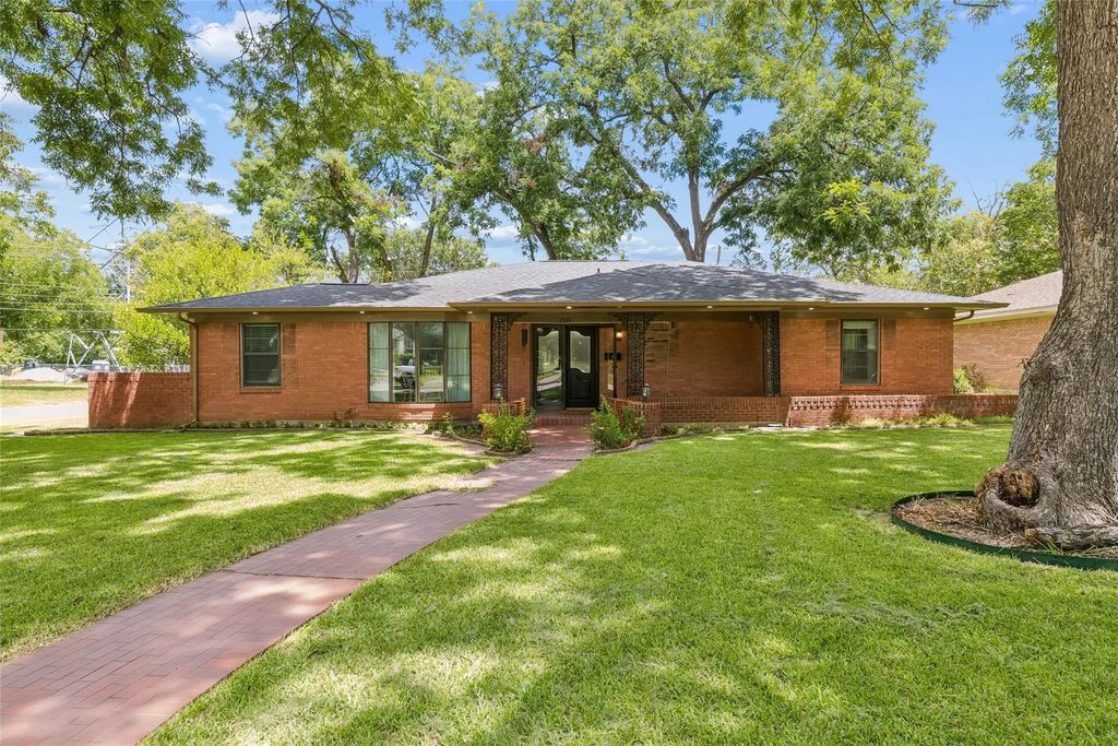 2133 Ebbtide Lane, Dallas