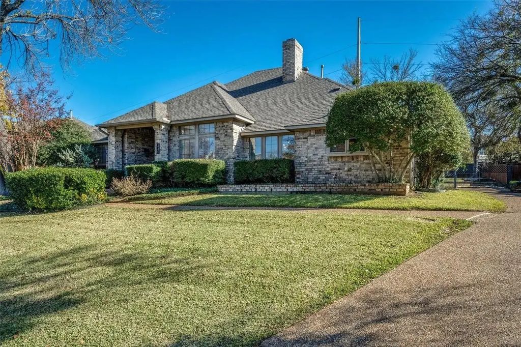 440 Moran Drive, Highland Village