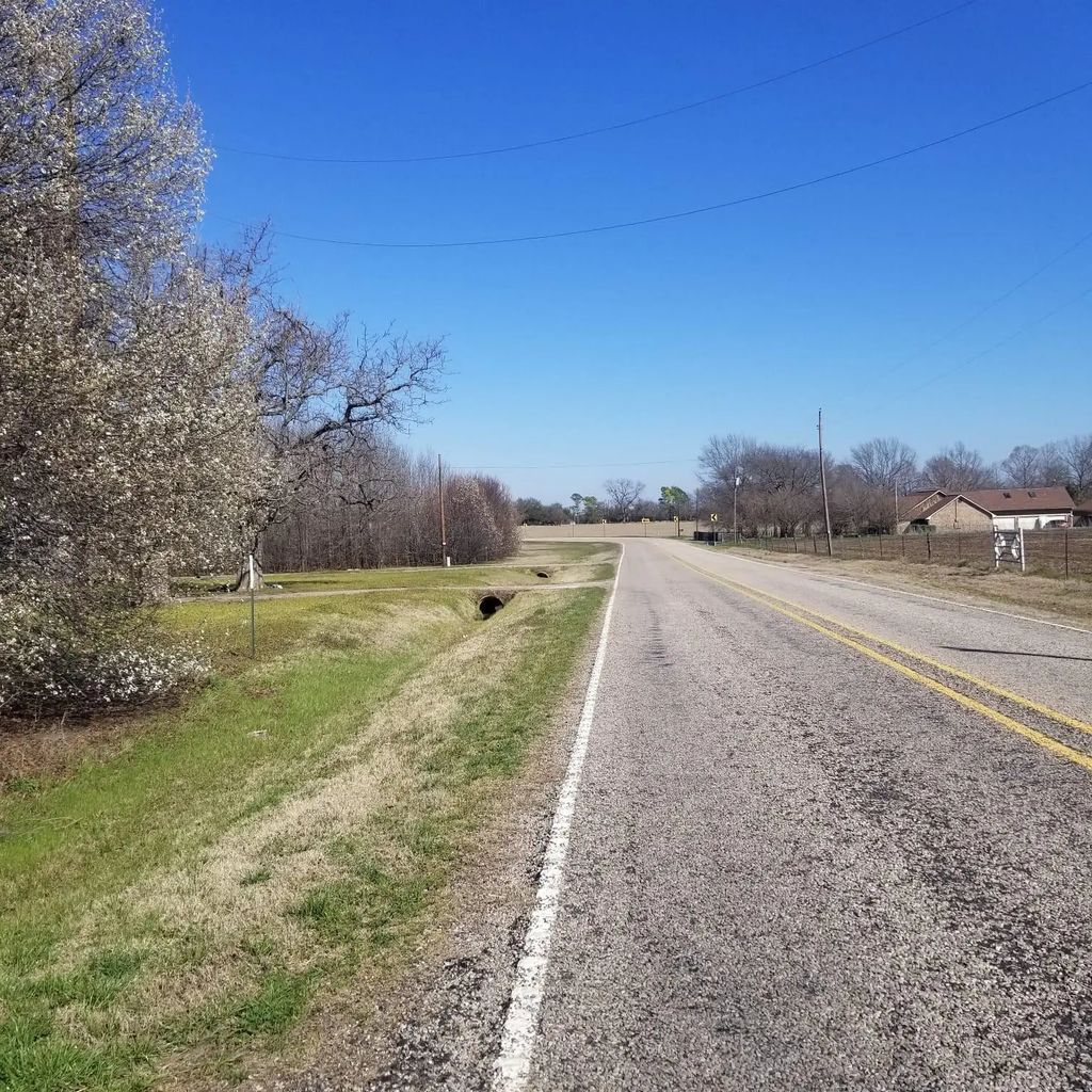 Tbd Fm 697, Sherman