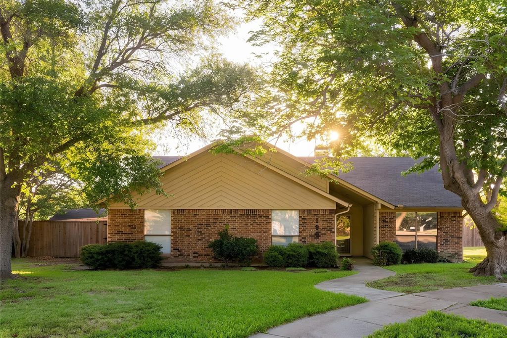 193 Simmons Drive, Coppell