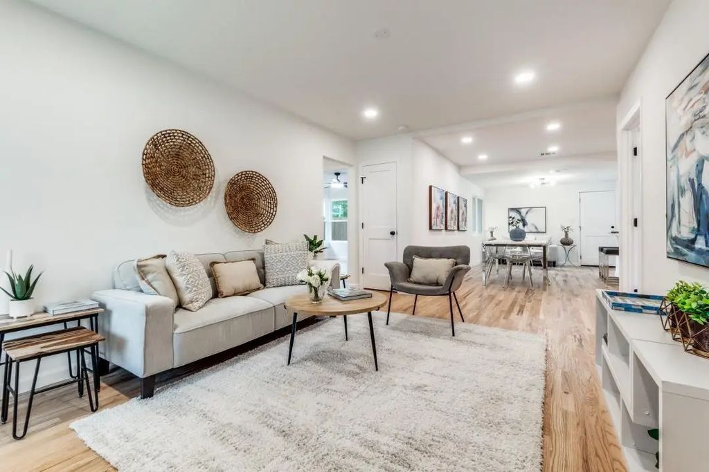 1431 Carson Street, Dallas