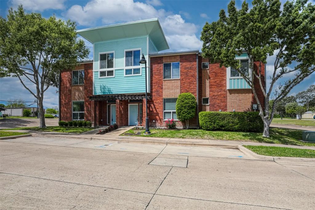 111 N Merrill Avenue, Duncanville